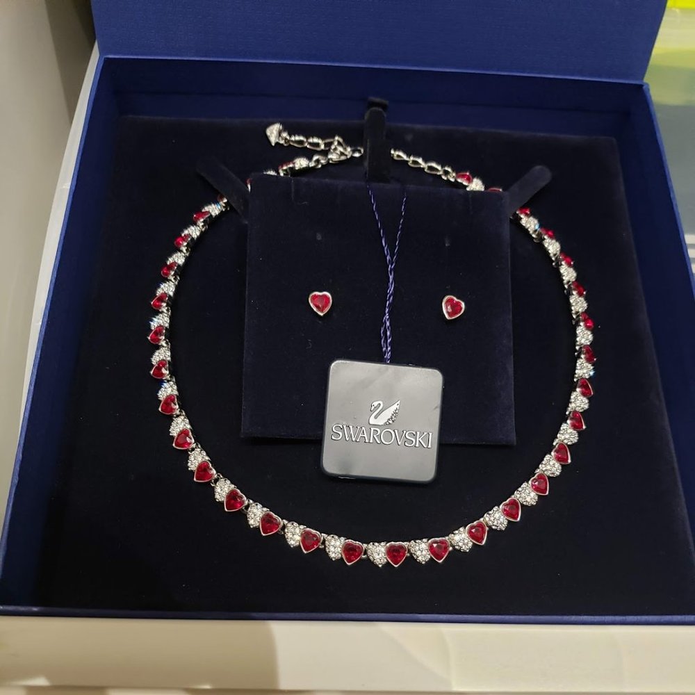 NWT Swarovski Lala Set